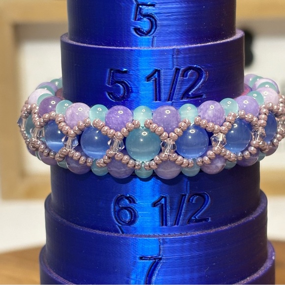 Beautiful Artisan Handmade beaded bracelet - Picture 6 of 7